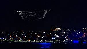 İstanbul semalarında Işık Show - 580 drone ile...