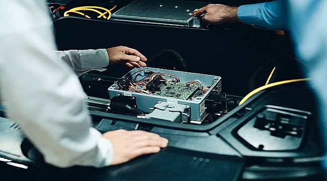 Çift taraflı şarj sistemi ile araçlar EVLERİN enerji ihtiyacını karşılayabilecek - Hager - Audi’den iş birliği!