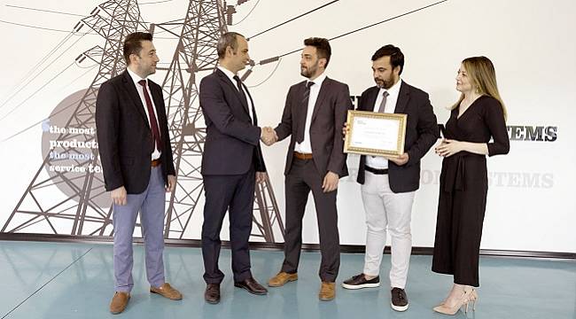 Form Elektrik ile el sıkıştı!