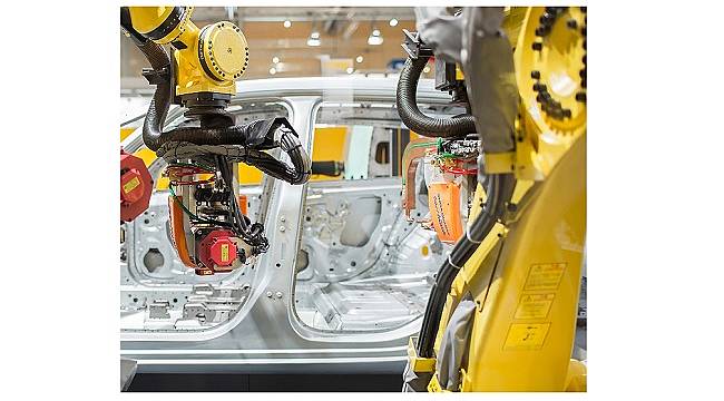 Bu Robot - Ford’un ELEKTRİKLİ otomobil üretiminde kullanılacak!