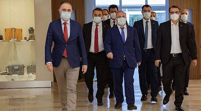 Enerji Bakanı Dönmez&#039;den &#039;MTA ziyaret...&#039;