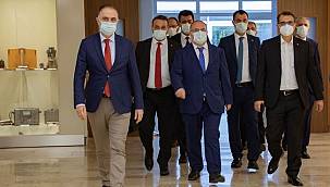 Enerji Bakanı Dönmez'den 'MTA ziyaret...'