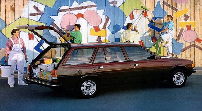 70 Yıllık Station Wagon geleneği yeni 308 SW&#039;yle devam ediyor!