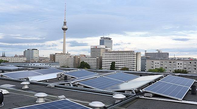 En az güneş alan Karadeniz&#039;de bile yıllık GÜNEŞ enerjisi potansiyeli 1.400 kilovat saat!