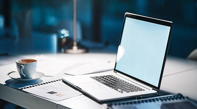 Enerji Çalışanları - İş bilgisayarı araştırması...