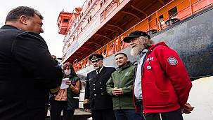 Nükleer buzkıran '50 Let Pobedy' ile tek kişilik kutup gezisini...