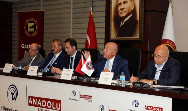 Nihat Özdemir: Türkiye&#039;nin en yüksek BARAJI Yusufeli&#039;ni yaptık ve çimentoyu UCUZ olduğundan Aşkale&#039;den aldık!