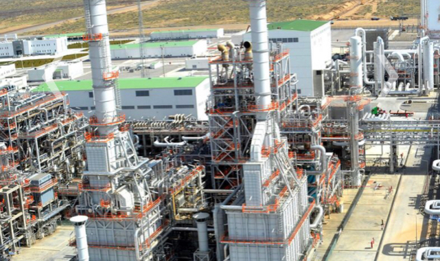 Dünyanın en büyük doğalgazdan benzin üretim tesisi - Kuzey Kutbu&#039;nda doğalgaz platformu...