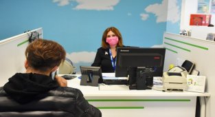 'Elle muayene ve mamografi sizi meme kanserinden korur' - Limak Enerji...