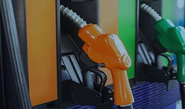 Akaryakıt Fiyatları: Benzine 1,63 TL motorine 1,65 TL...