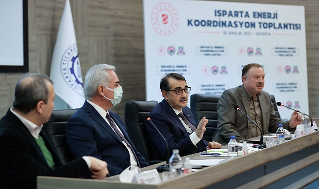 Enerji Bakanı Dönmez - Çiftçilerimizin sulama enerji ihtiyacı için elektrik şebekesi tarlalara getirilecek!