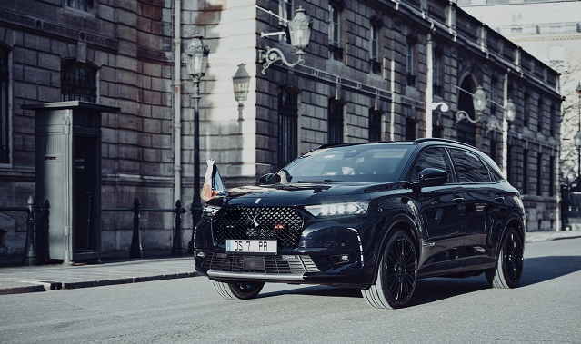 Fransa Cumhurbaşkanı&#039;na özel üretilen DS modelleri arasına katıldı!