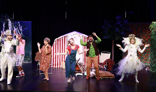 Enerjisa &#039;Küsmesin Yıldızlar&#039; Tiyatro Oyunu ile Sömestr Tatilinde Öğrencilerle Buluşuyor!