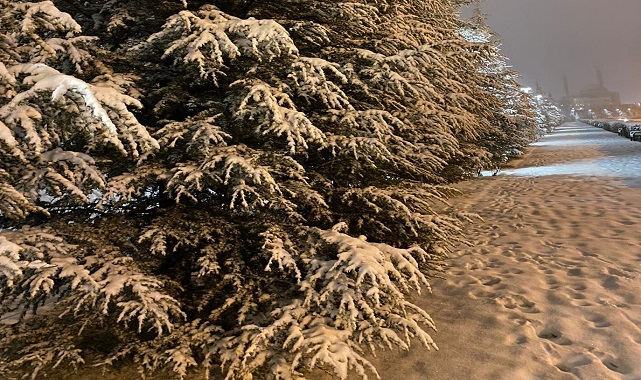 Kar yağışıyla birlikte SU bollaştı - HES&#039;lerde elektrik üretimi ilk sıraya yükseldi!