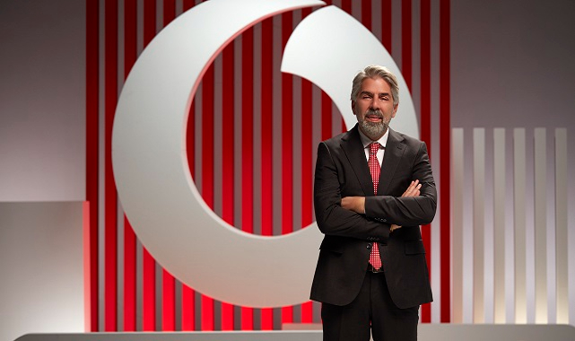 Şebekede yüzde 100 yenilenebilir enerji - Vodafone Türkiye!