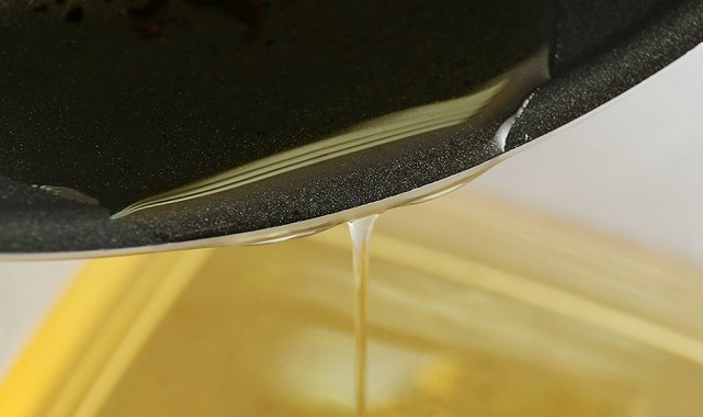 1 litre kızartmalık yağ - 1 milyon litre suyu kirletiyor!