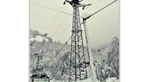 Ekipler ELEKTRİK arızalarına müdahale ediyor - Karadeniz!