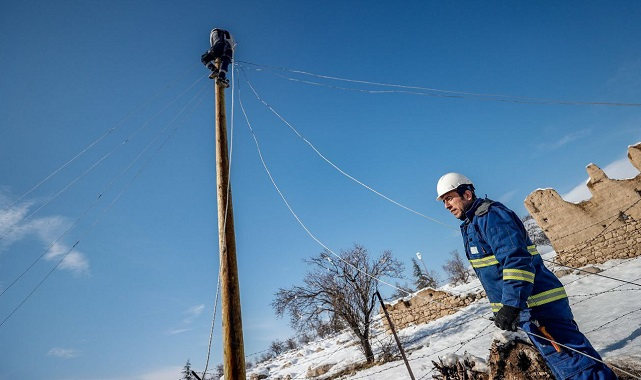 Enerji Bakanlığı duyurdu - 11 farklı dağıtım şirketinden gelen takviye ekipleri...