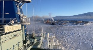 Nükleer Enerji İle Çalışan Buzkıran Arktika 'Doğu-Batı' görevine başladı - Buz kalınlığı 2 metre!