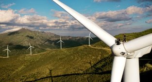 Zorlu Enerji - Rüzgâr türbin kanatlarının geri dönüştürülmesi ve yeniden kullanılması ile...