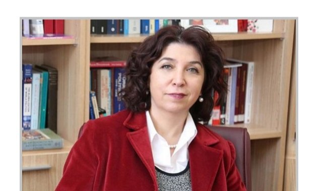 &#039;Doğalgaz geçiş yolu değil enerji MERKEZİ olmalı&#039;  Siyaset Bilimi ve Uluslararası İlişkiler İngilizce Bölüm Başkanı Prof. Dr. Arslan!