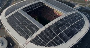 Galatasaray kendi elektriğini GÜNEŞ'ten üretmeye başladı - Guiness Rekorlar Kitabı'na'' girdi!