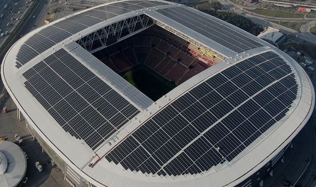 Salı günü devreye alınıyor - Çatısında GÜNEŞ santrali kurdu!