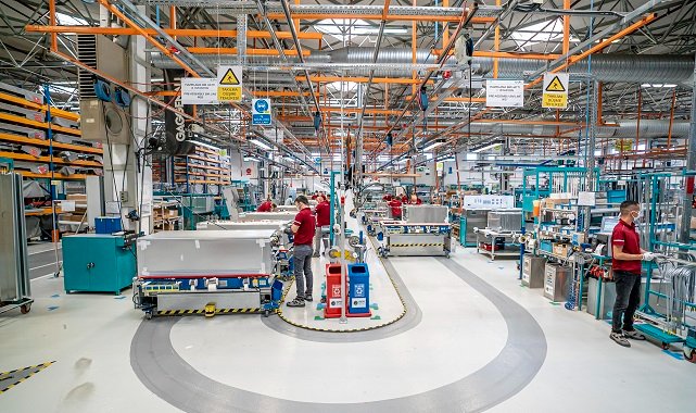 Su tüketimini yüzde 40 - ELEKTRİK sarfiyatını yüzde 50 azalttı: BSH dijital boyahane projesi...