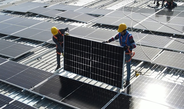 The world&#039;s largest rooftop solar energy project is being built in Turkey!