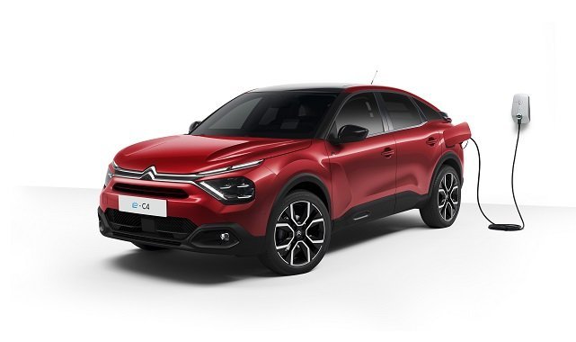 Tamamen ELEKTRİKLİ Citroen C4 - İstanbul&#039;dan Ankara&#039;ya 30 dakika şarj molası ile gidecek!