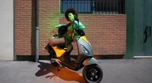 Yüzde 100 Elektrikli Scooter - Piaggio 1 Motobike İstanbul'da!