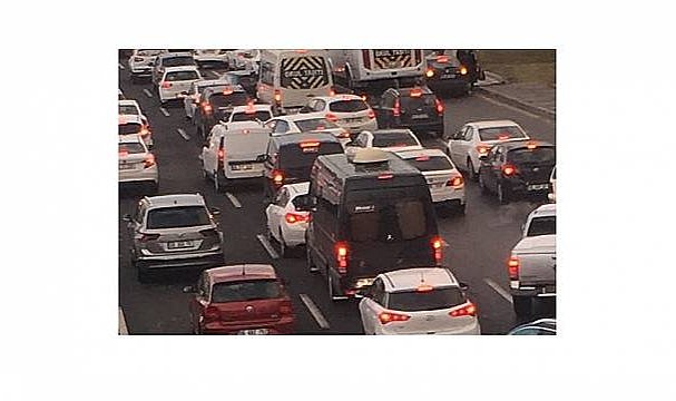 ‘3 yaşına kadar ikinci el otomobil ithal edilebilir’ - Motorlu Araç Satıcıları Federasyonu!