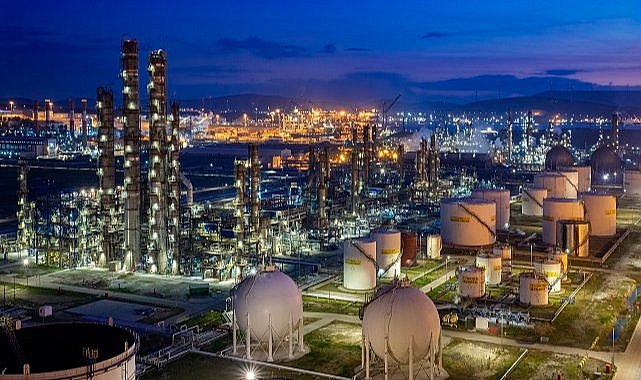 Petkim&#039;in 3 aylık cirosu 11,4 milyar TL!