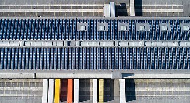 Çatılardaki GES’ler için yanmayan özel panel üretti!