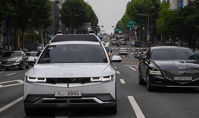 Hyundai IONIQ 5 İle &#039;Robot&#039; Sürüşe Başladı.