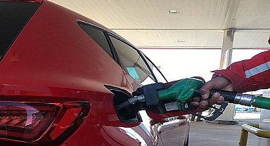 Benzinin litre fiyatı 25 lira...