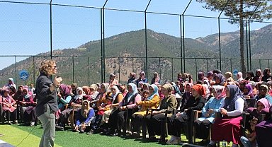 TİKAV ve Akfen Yenilenebilir Enerji -  “Tasarruf Evimizde, Gelecek Elimizde” projesi ile eğitim verilen kadın sayısı 2 bine ulaştı!