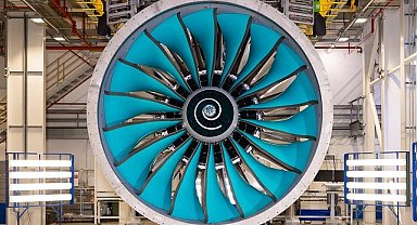 Mevcut jet yakıtı ve sürdürülebilir havacılık yakıtlarının yanı sıra hibrit-elektrik ve hidrojen…