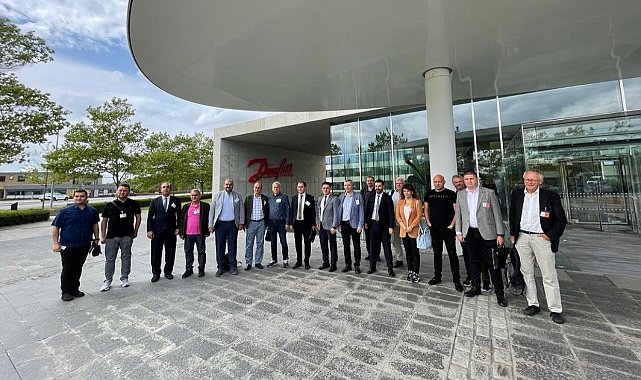 Enerji Bakanlığı bürokratları ve Enerji Kentleri Birliği üyeleri heyetinden &#039;’Danfoss Danimarka’ya’’ziyaret!