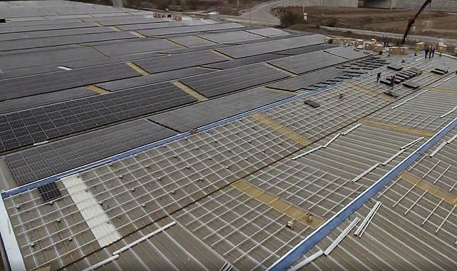 Enerji ihtiyacını GES’ten karşılamaya başlayan İşbir Sentetik &#039;&#039;Avrupa’da&#039;&#039; Gündem Oldu!