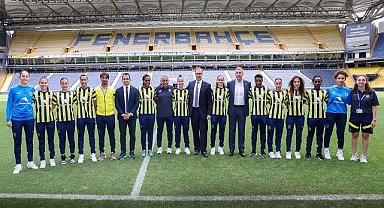 Petrol Ofisi - Fenerbahçe Kadın Futbol Takımı’nın sponsoru oldu!