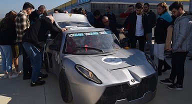 Abant İzzet Baysal Üniversitesi öğrencileri kurdu - ‘Ayvaz'ın elektrikli otomobili…’