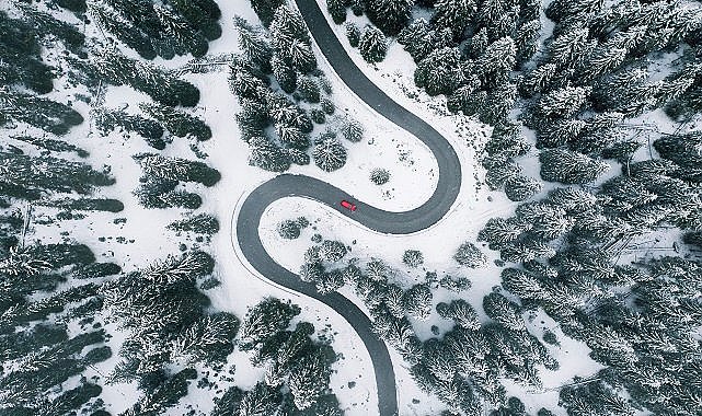 Sürücüler için en caydırıcı etken buzlanma - Goodyear’dan kış sürüş davranışları anketi!
