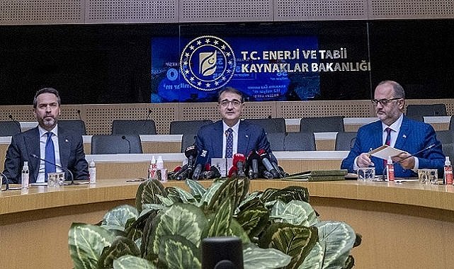 Enerji Bakanı Dönmez - &quot;Zeki&quot; adı verilen yazılımla üretimin kontrol edilecek!