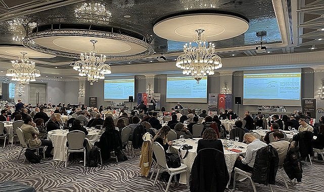 GÜNEŞ enerjisi yalnızca çevresel değil aynı zamanda &#039;&#039;ekonomik kalkınma ve iş fırsatları&#039;&#039; içinde önemli!