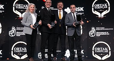 Siemens Türkiye’nin toplum ve çevreye yönelik projelerine TİSK’ten iki ödül