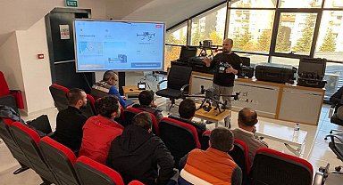 Arızalara DRONE ile müdahale edecek personele eğitim verdi - Osmangazi Elektrik Dağıtım!