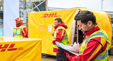 Dünyanın ilk tamamen ELEKTRİKLİ motor sporları şampiyonası Formula E işbirliğini uzattı!