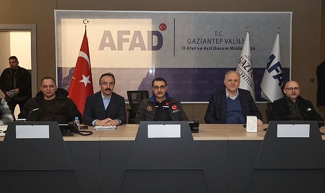 Deprem bölgesi ‘‘elektrik ve doğalgazda’’ son durumu açıkladı - Enerji Bakanı Dönmez!