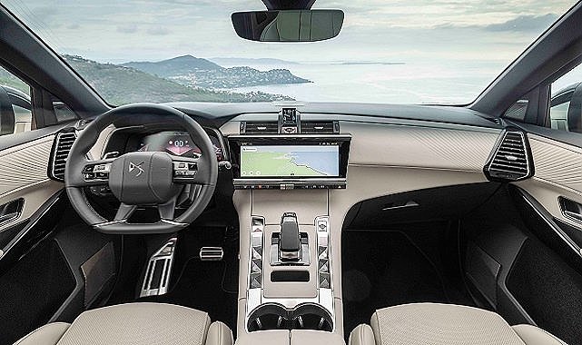 Şarj edilebilir hibrit Türkiye&#039;de - YENİ DS 7!